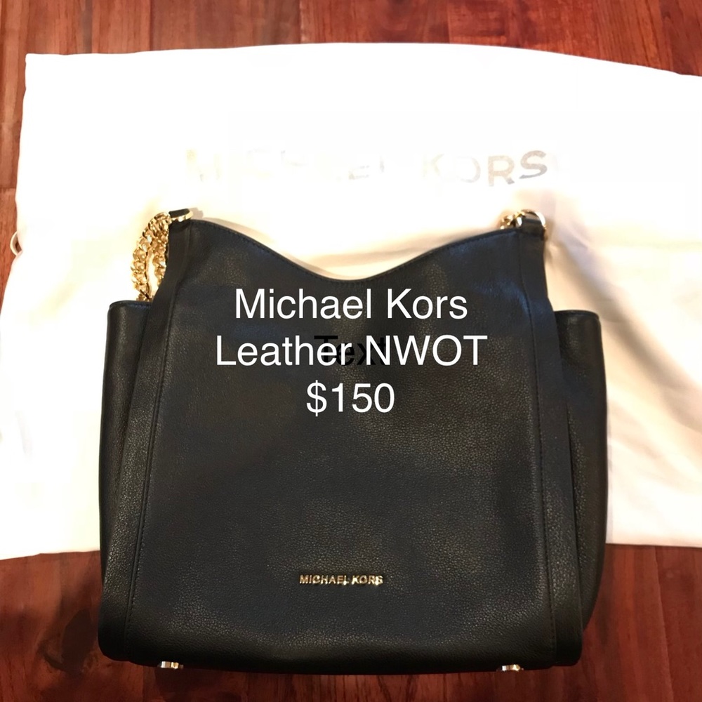 Michael Kora purse NWOT